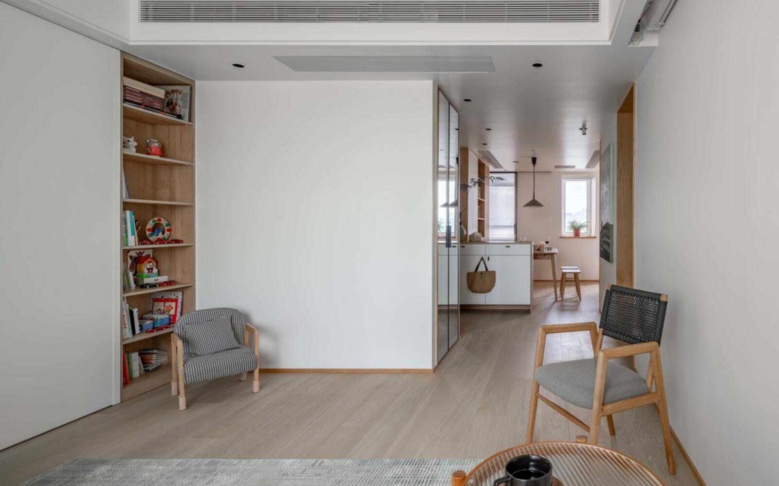 难怪很多人喜欢将门做到顶!看了她130㎡家后,确实很大气