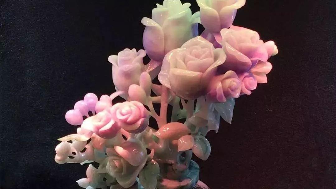 玉雕|翡翠玉雕之美，指尖上的东方美学