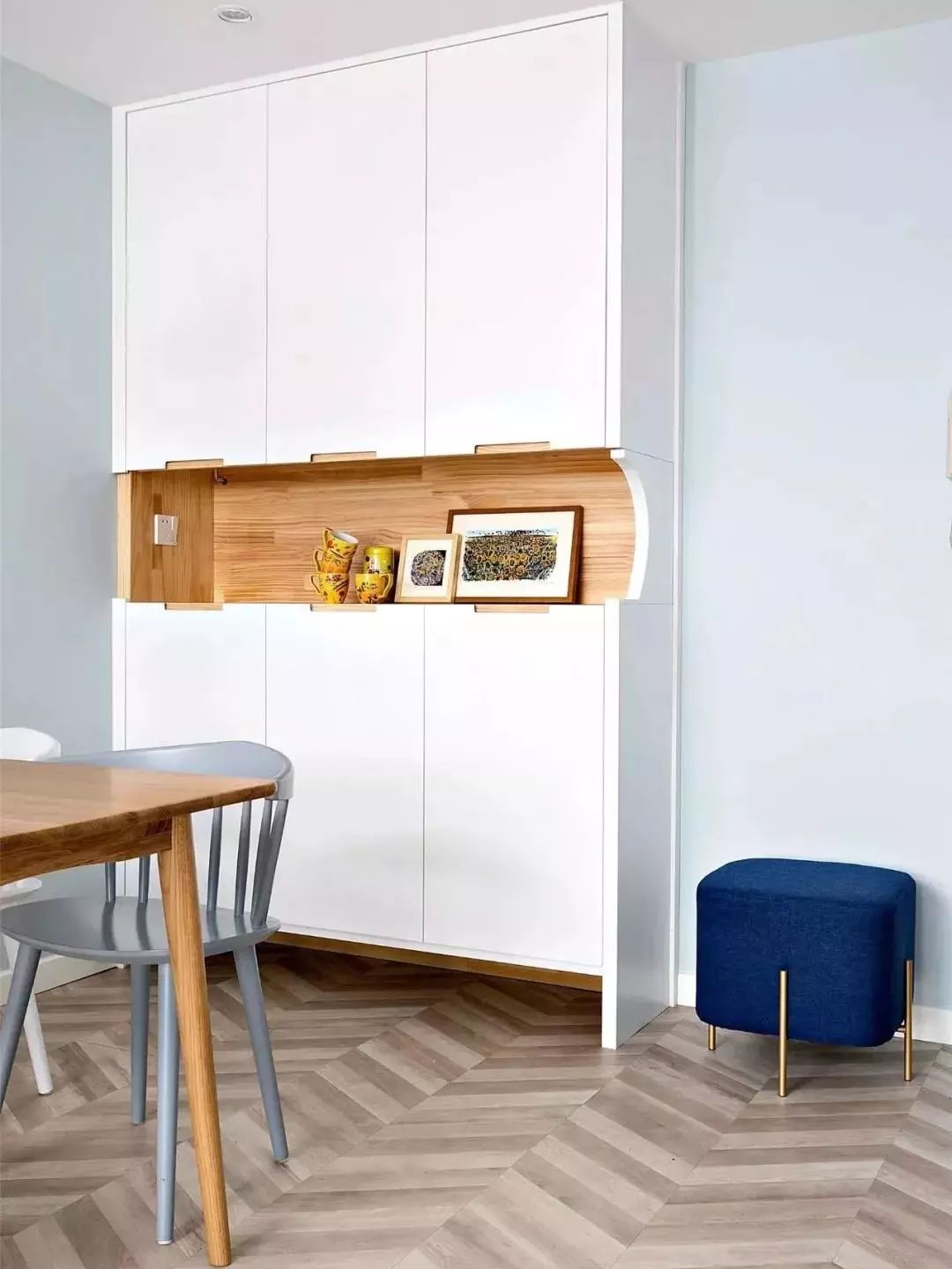 阳台改飘窗柜,63㎡小户型挤出2室2卫生间+衣帽间!