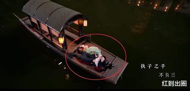 刘亦菲|陈晓刘亦菲吻戏路透曝光，搂腰搭肩好亲密，女方脸部红透显羞涩