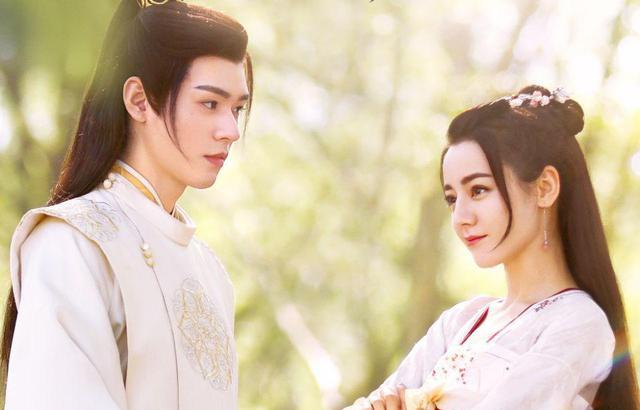 苍兰诀|《闻香榭》首播,口碑不输《苍兰诀》,古装甜宠剧曙光来了