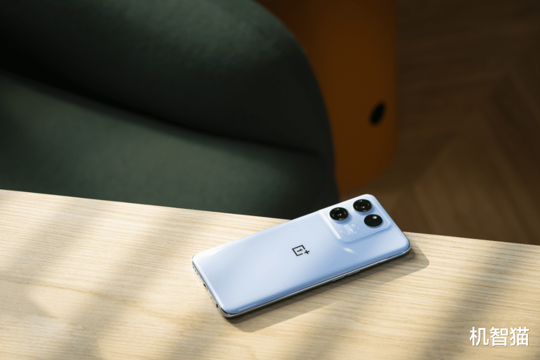 红米手机|别挑了，现在连千元机都没得选