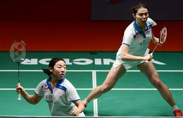 谢峰|国羽首败！鏖战110分钟，李汶妹/杜玥1－2无缘逆转！决赛韩国德比