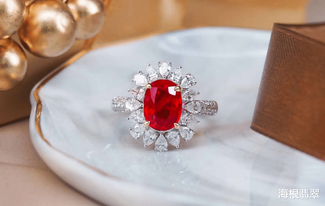 作为时尚宠儿的红宝石，你对它了解多少呢？为何东西方女星都喜欢它？