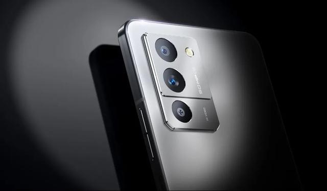 联想|联想拯救者 Y70,绝对是来捣乱的