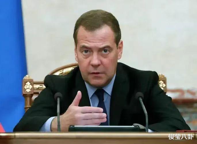 |梅德韦杰夫语出惊人，封他为“幽默大师”一点也不为过！