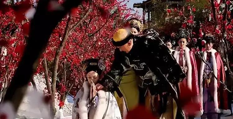 看完披荆斩棘，觉得刘恺威娶到杨幂，真是娱乐圈十大未解之谜啊