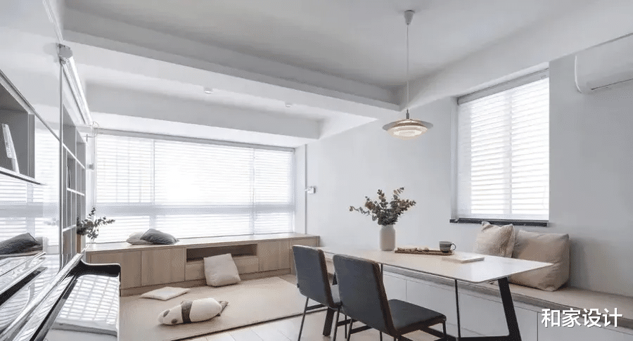 谁说客厅只能是沙发+茶几?可以尝试以下布局方案会更加合理