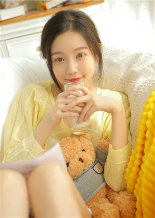 姐姐|纪实：新郎在婚礼上公开新娘出轨视频，主角竟是姐夫，场面失控！