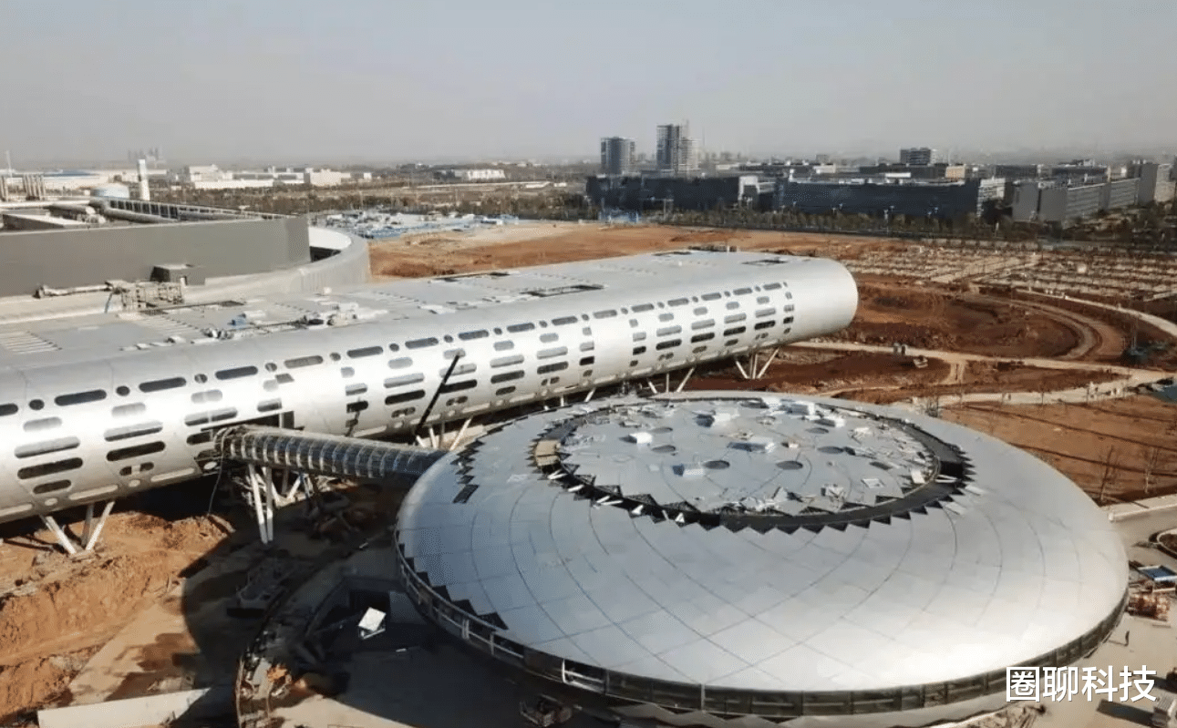 程序员|劝不动了?启用10架包机赴美,刘德音要把台积电“搬空空”