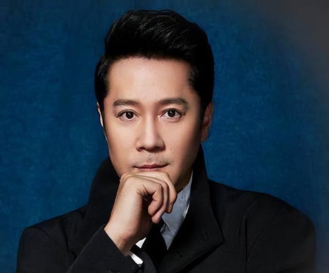 蔡国庆|蔡国庆:娶了粉丝当老婆,为给老婆安全感,十几年来每年买钻戒