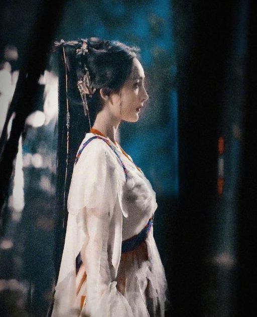 宋轶|曝宋轶出演《狐妖》竹业篇女主，搭档檀健次，刘诗诗档期谈不拢