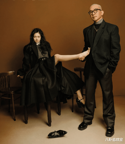 大S|大S与老具同框!称刺青戒指是老具刺得,他每天用自己的肉来练习