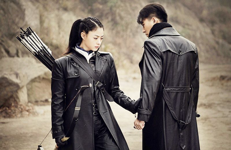 燕双鹰|抗日雷剧多奇葩?这些穿皮衣的雷剧奇侠,燕双鹰:你弄坏了我衣服