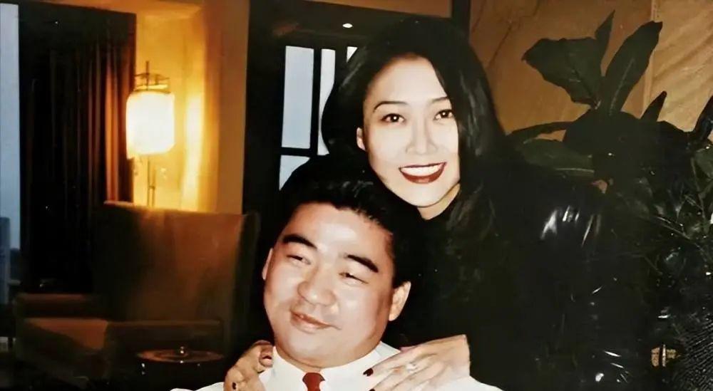 娱乐圈|这4位性感妩媚的香港女星，一个比一个性感，满满的青春回忆