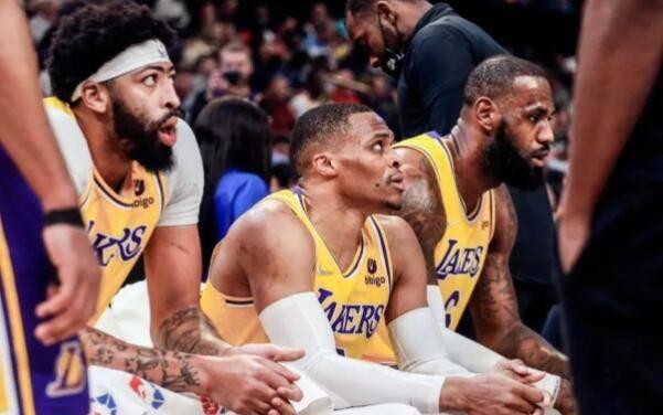 NBA历史三双王恐就此被裁,步行者觉得威少已经不具任何交易价值