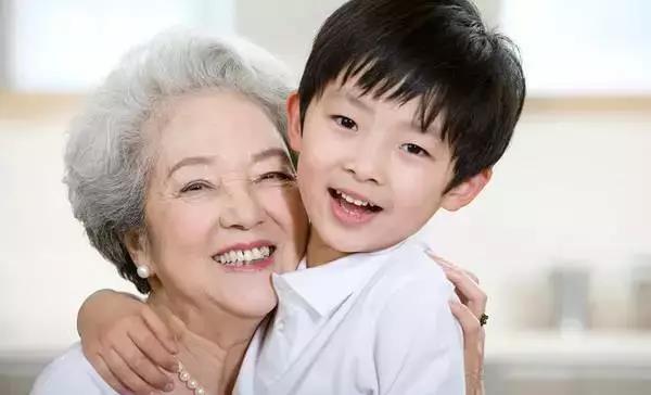 啃老|这种“新型不孝”正在蔓延,比啃老更伤父母,年轻子女却还不自知