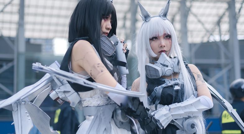 韩立|疫情期间漫展停摆,女coser集体展开自救,跳宅舞日入3000成普遍