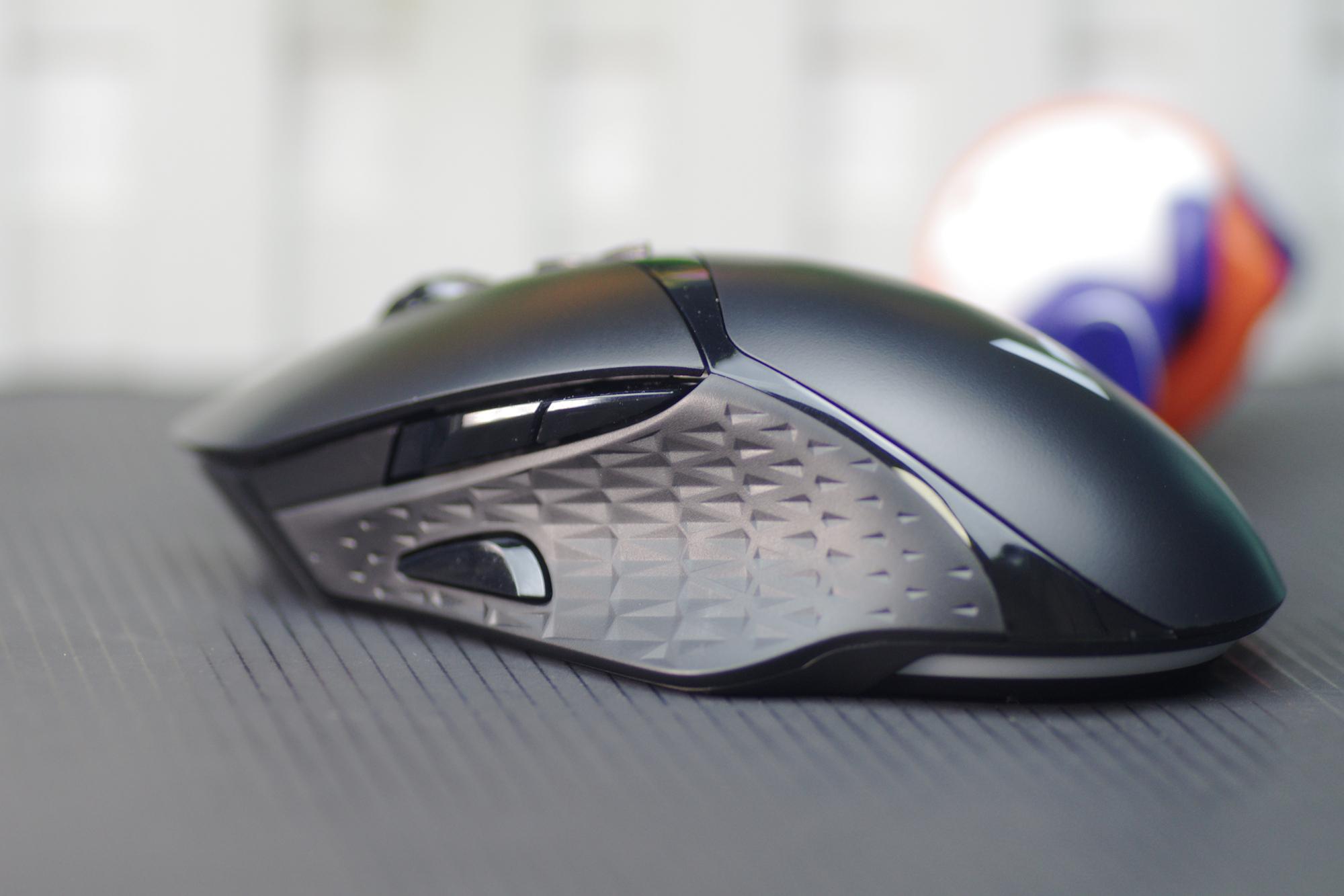 Google|160小时长效续航，价格仅为199元，雷柏V30W多模无线游戏鼠标