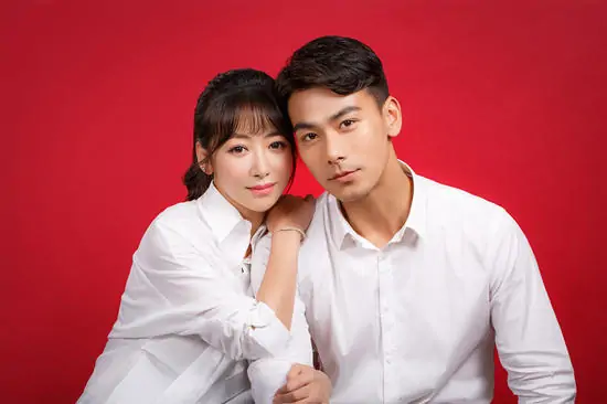 林彦俊|林彦俊站姐直播爆料,周笔畅工作室张馨予等十几位明星用大号吃瓜