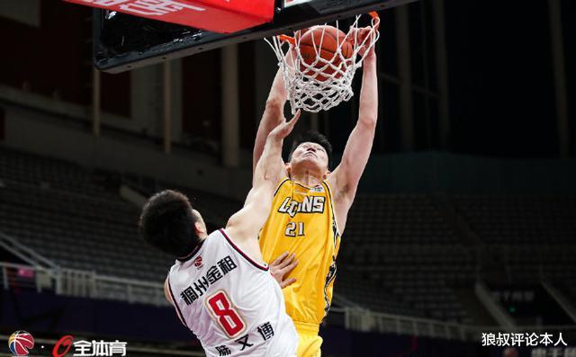 MVP|17中15狂轰32+17！25岁国手越战越勇，郭艾伦对不起，要抢MVP了
