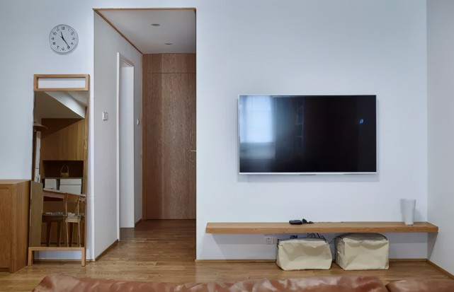 “客厅电视柜就是个鸡肋摆设！”到底要不要电视柜？看完就明白了！