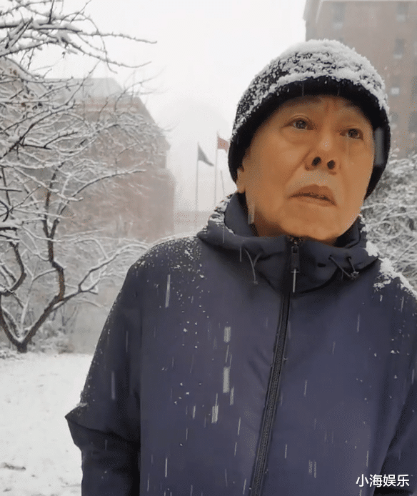 潘长江|同样是雪天拍段子，冯巩留言区太暖心，潘长江却被嘲讽：别卖惨了