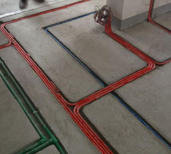 水电装完发现问题了，电线抽都抽不动，真是被横平竖直坑惨了！