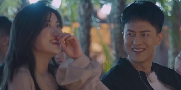 王彦霖|《半熟恋人》王彦霖嗑cp上头，景甜坚信罗拉、俞悦才是双向奔赴