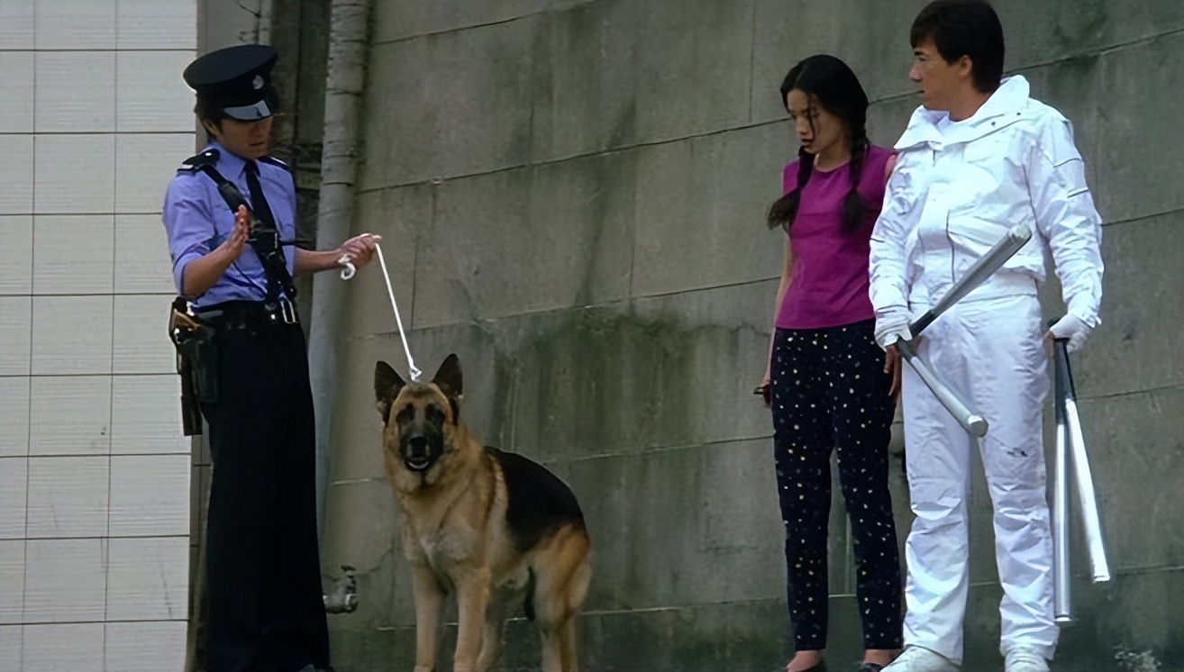 周星驰|成龙周星驰互相客串,成为一段佳话,原来谷德昭才是幕后推手