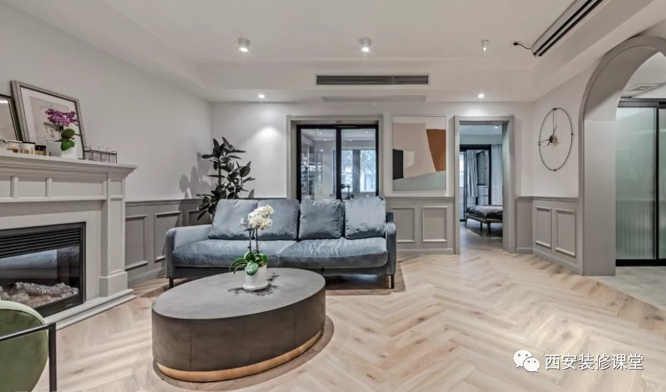 客餐厅墙裙设计,提升层次感和颜值