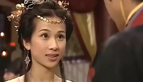 杨贵妃|14版杨贵妃，林芳兵一颦一笑皆风情，向海岚徐璐在滥竽充数！