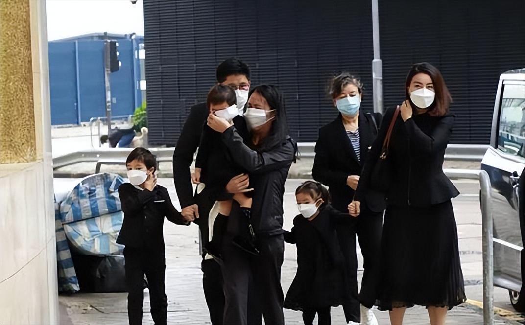 韩雪|\清醒贵妇\郭晶晶：被港圈贵妇排挤获公公撑腰，连夜搬出霍家豪宅