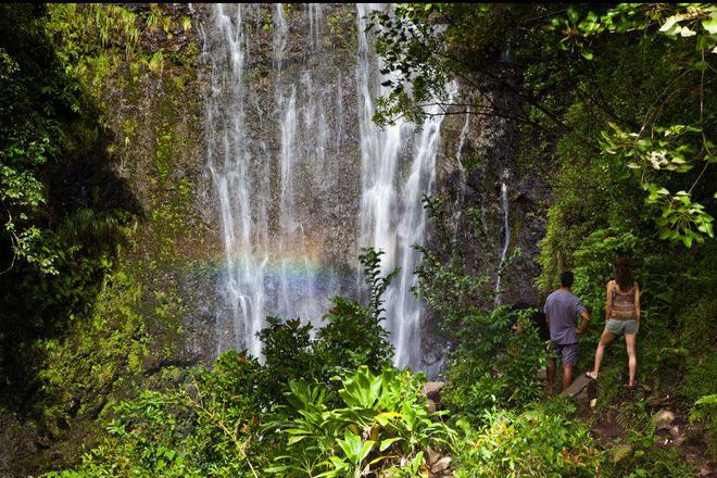 旅游市场|节假日想去旅游，又怕人多，那就去远一些的地方