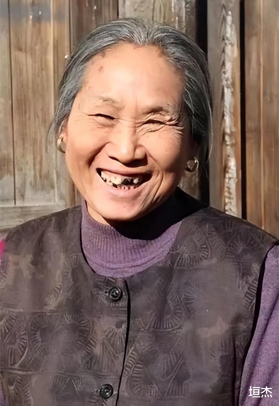 苇青|“百亿老太”苇青：60岁北漂，73岁拥有百亿票房，她的故事很励志