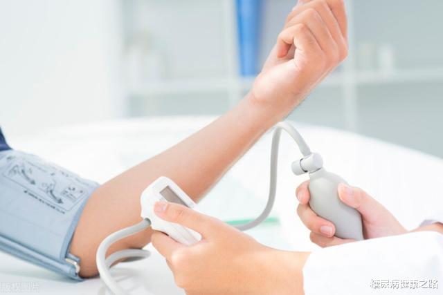 糖尿病|秋冬来临,糖尿病人要做好这7点,预防心脑血管并发症