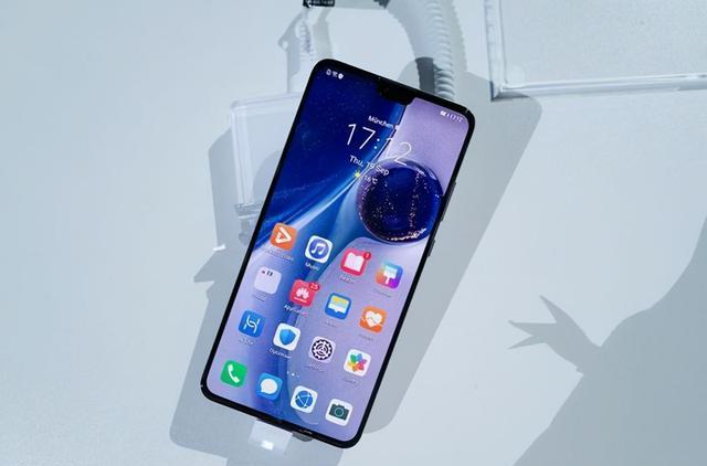 麒麟990|麒麟990+鸿蒙系统+30倍变焦,跌至1870元,华为二手机