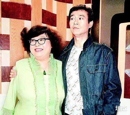 小姐姐|人前贵公子,人后软饭男?这10位中年男星,个个“靠女人上位”