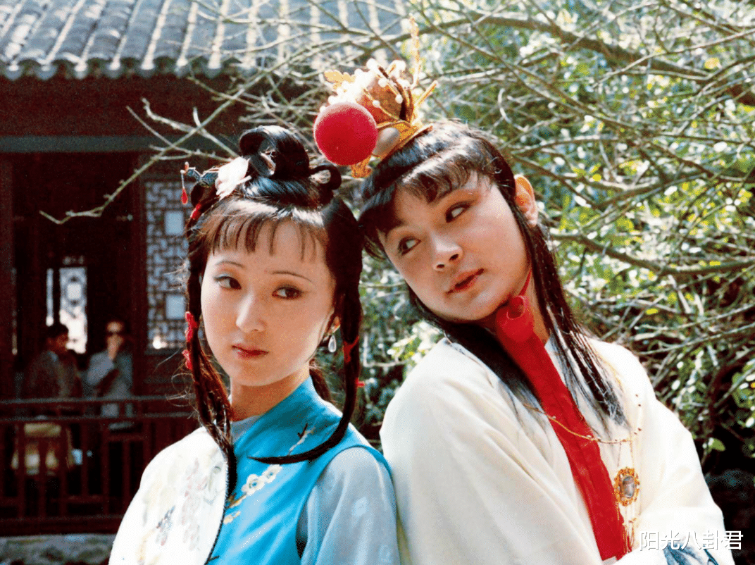 狄龙|年轻时颜值爆表,到老后判若两人,这6位男星都被岁月偷走了美貌