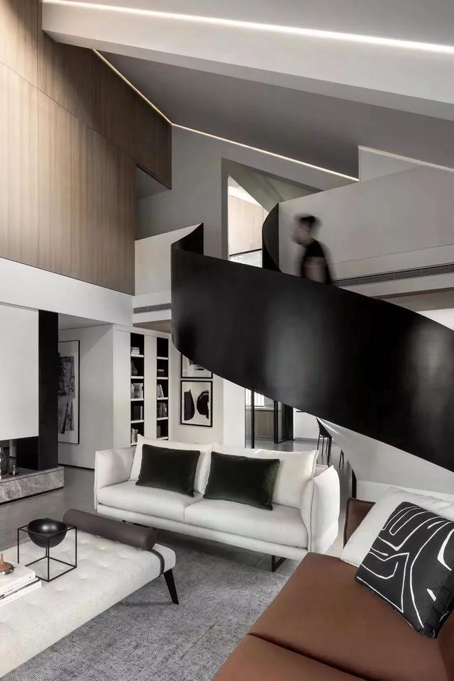 300㎡现代极简,黑白配+木饰面,满屋时尚自然的体验