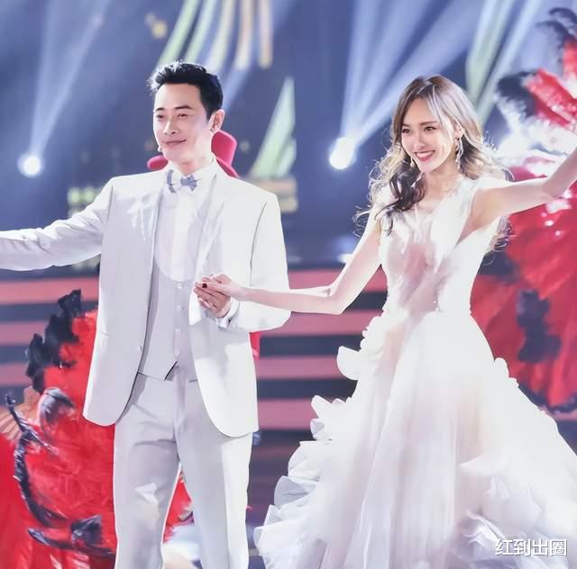 罗晋|罗晋做核酸被偶遇,陪唐嫣住上海被封控月余,夫妻分开行动引质疑