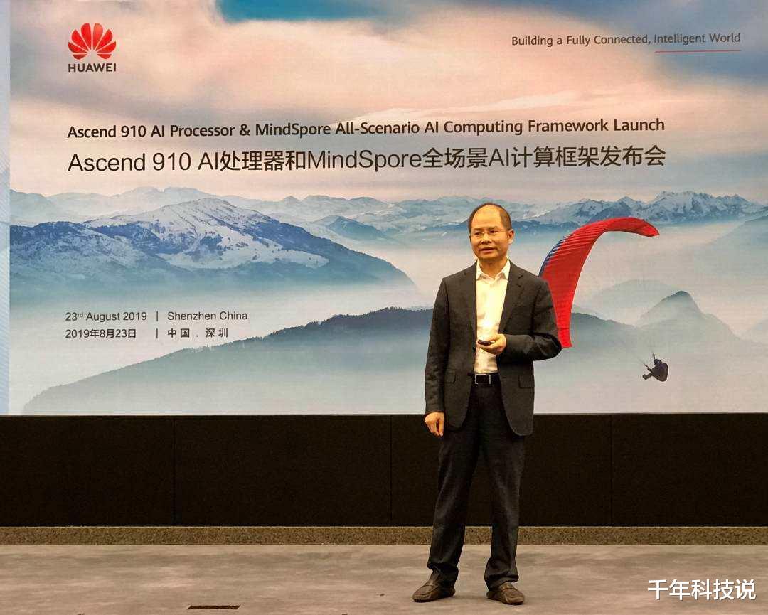 ai芯片|中国企业买不到高端AI芯片，华为等国产厂商却反而迎来重大利好？