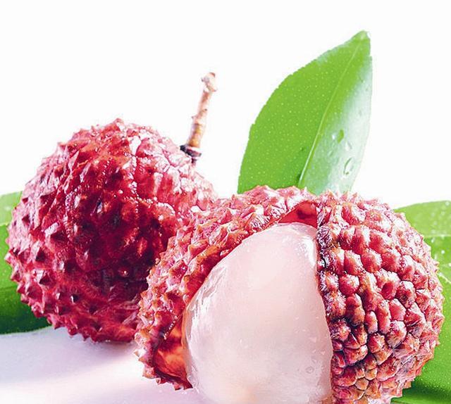 运动|原来我们一直都在吃荔枝虫子!荔枝蒂部的黑色物质,一定不要轻视