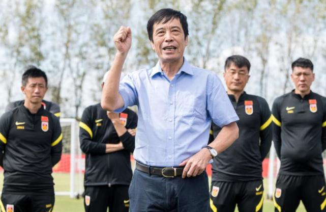 國(guó)足|下午兩點(diǎn)！廣州功勛突發(fā)離隊(duì)，拒絕集訓(xùn)，陳戌源傷心，令國(guó)足蒙羞