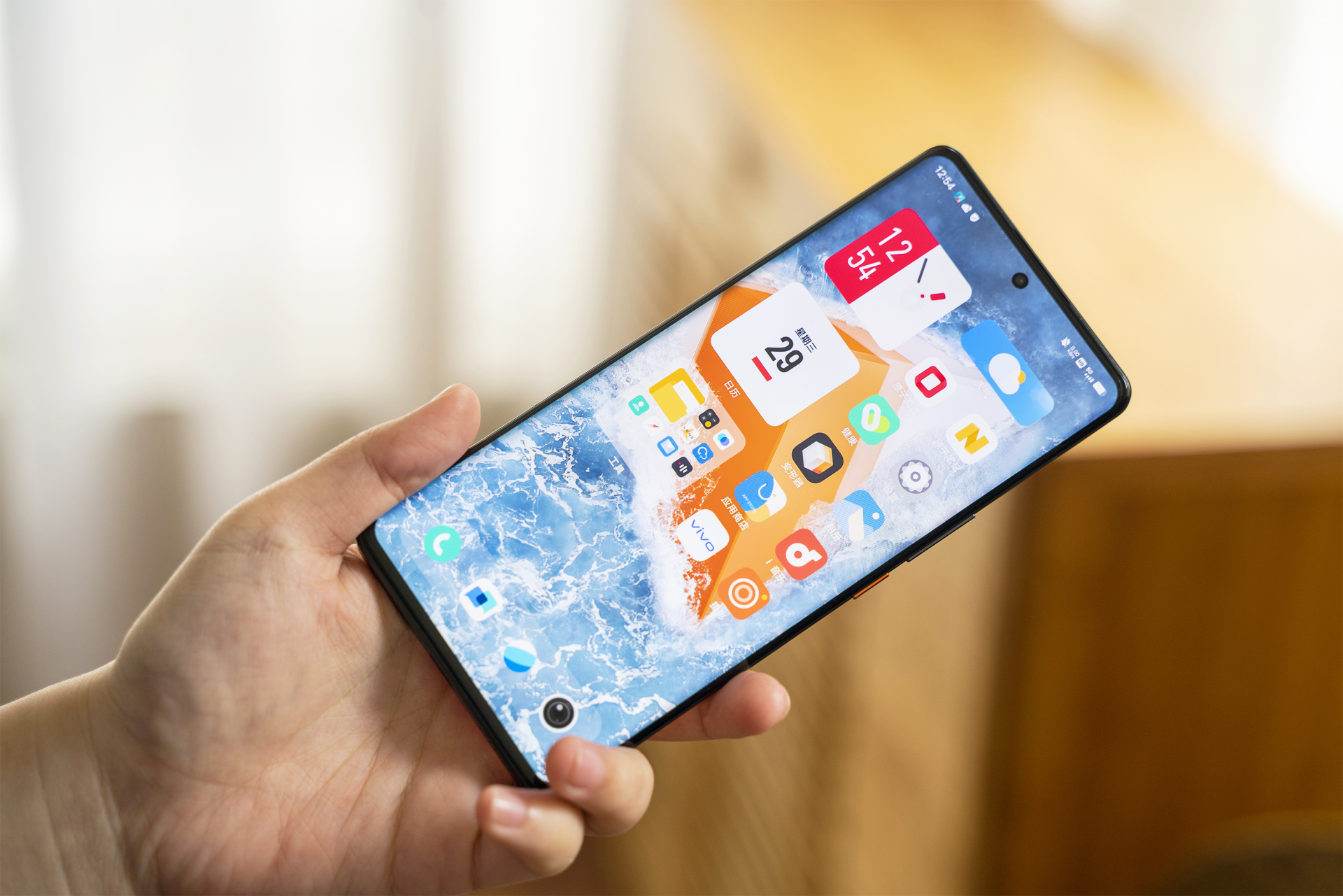 iqoo|电竞体验第一,iQOO真的名副其实吗?