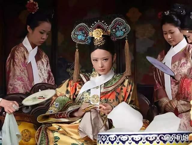 |余德丞离巢牵出“七星灯续命”往事，何鸿燊、李连杰、谢霆锋在列