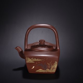 |旧藏-徐汉棠款老紫砂堆雕山水纹提梁壶