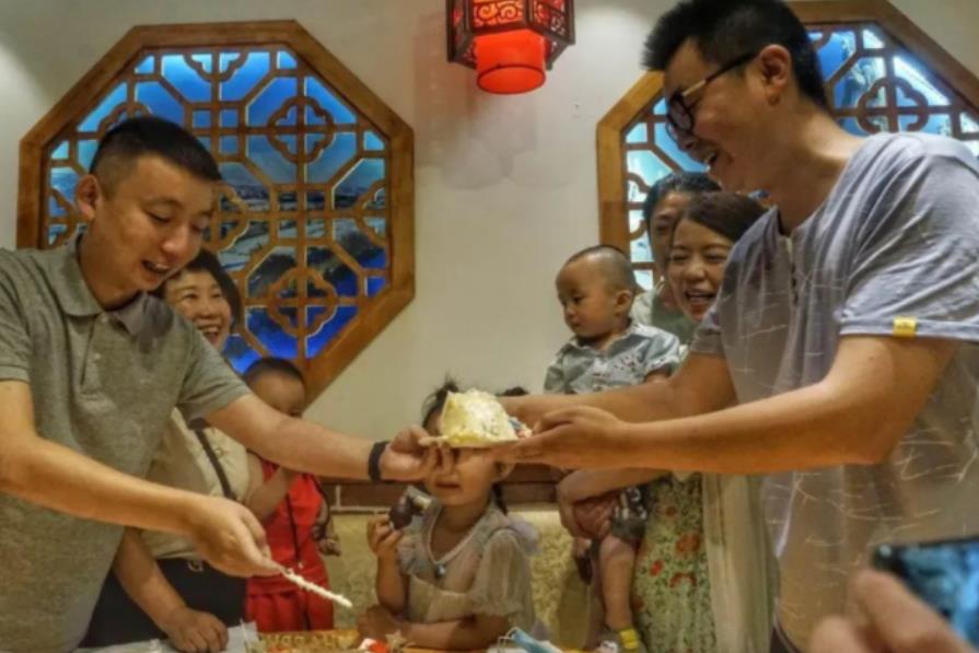 温婉|演戏?深扒姚策与生母杜新枝第一次见面细节,老杜表现实属反常