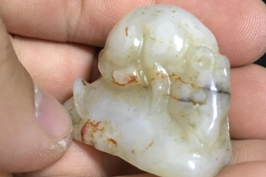 黄龙玉|和田玉岫玉黄龙玉翡翠的区别