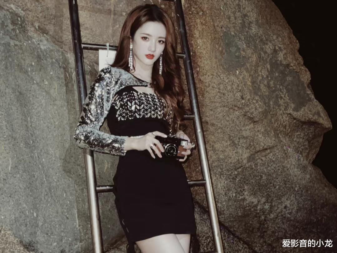 ive|伍嘉成锤娜丽莎合作新歌，锤娜丽莎宣传照神似刘亦菲刘些宁，照片还是照骗？